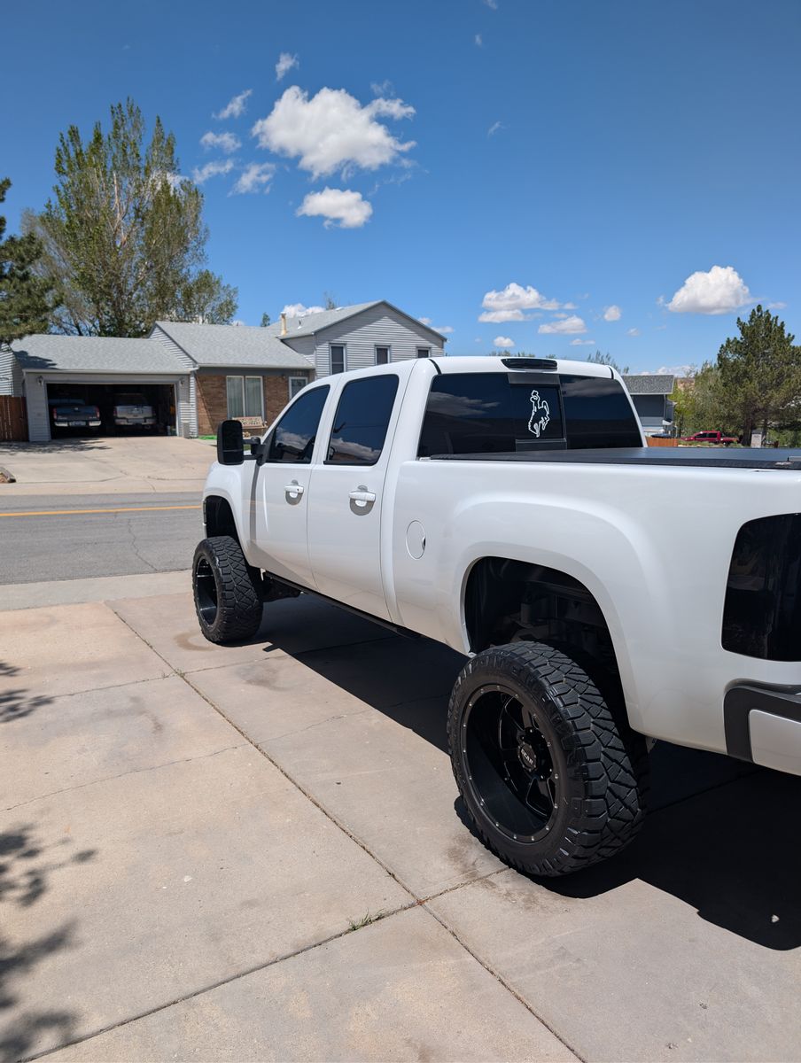 For sale: 2011 Denali Duramax