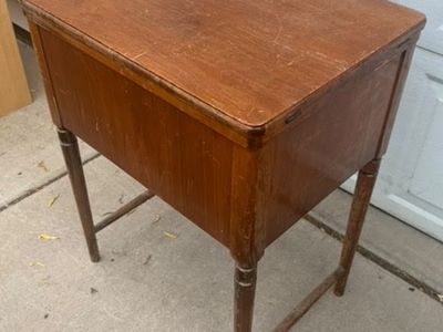 Cute table