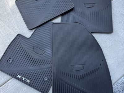 Cadillac XT5 floor mats