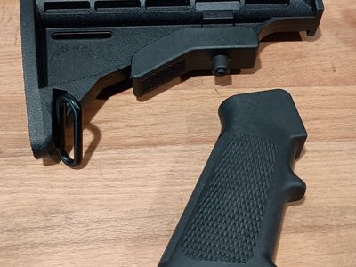 Black Rifle Stock & Pistol Grip Set - AR-15/M4 Compatible, Ergonomic Design