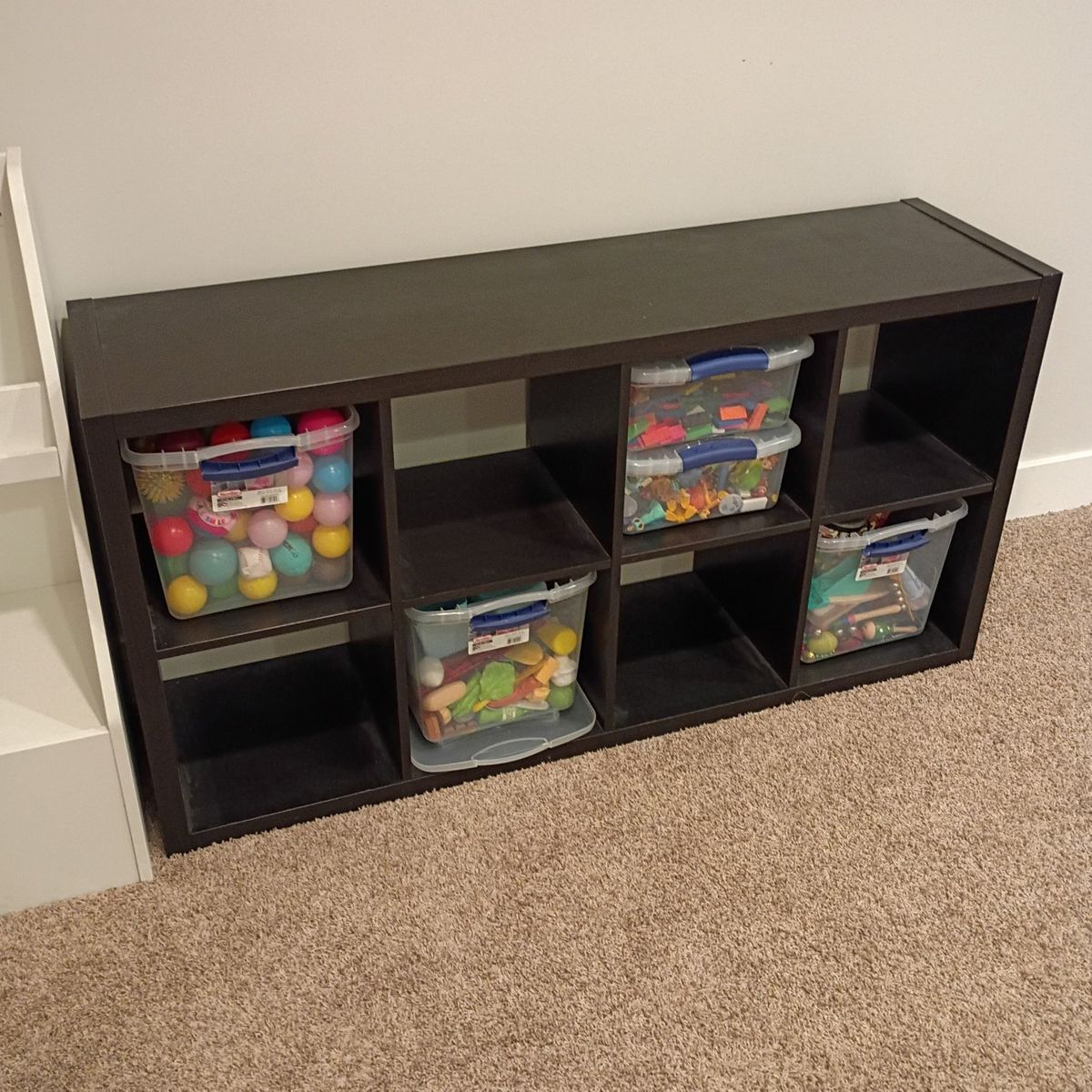 IKEA Kallax Shelf (2x4 Cubes)