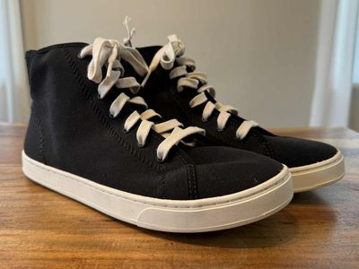 NEW - Olukai PILAHI High Top Sneakers Shoes - Womens US 9.5 - Black