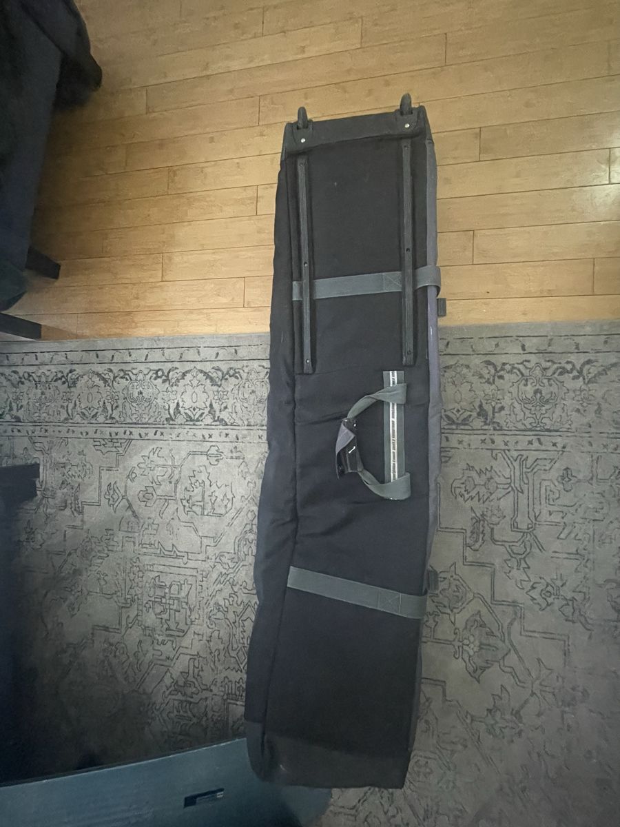 Main image 2