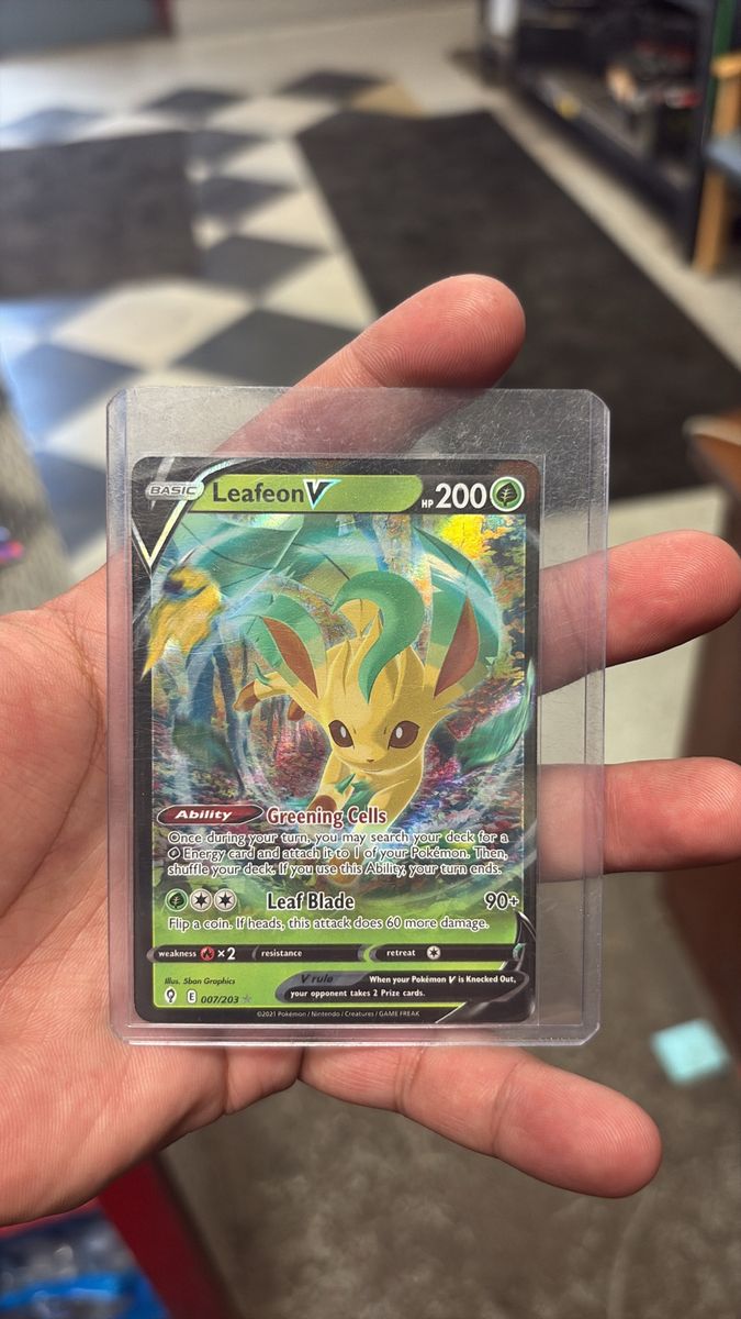 Pokemon Leafeon V Full Art 007/203 Sword & Shield Evolving Skies TCG Card