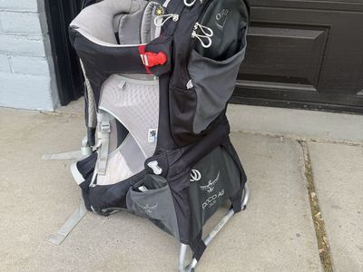 Osprey Poco AG Plus Child Carrier Backpack - Black/Gray, Good Condition