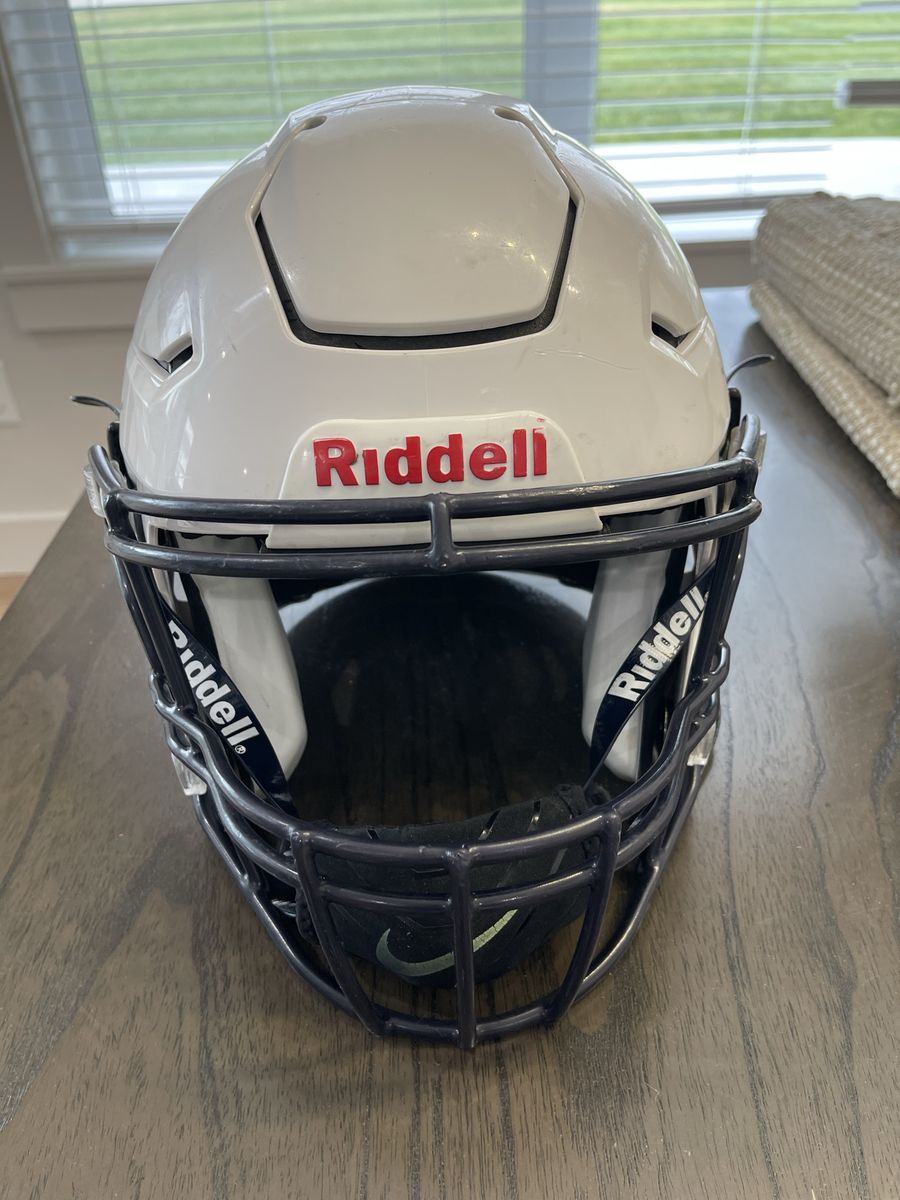 Riddell SpeedFlex Varsity Football Helmet  Size Medium