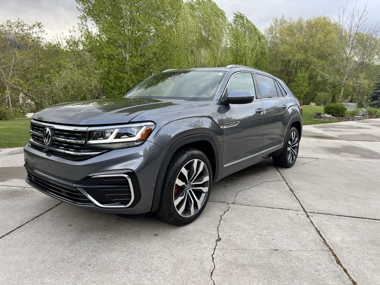 2020 Volkswagen Atlas Cross Sport V6 SEL Premium R-Line 4Motion