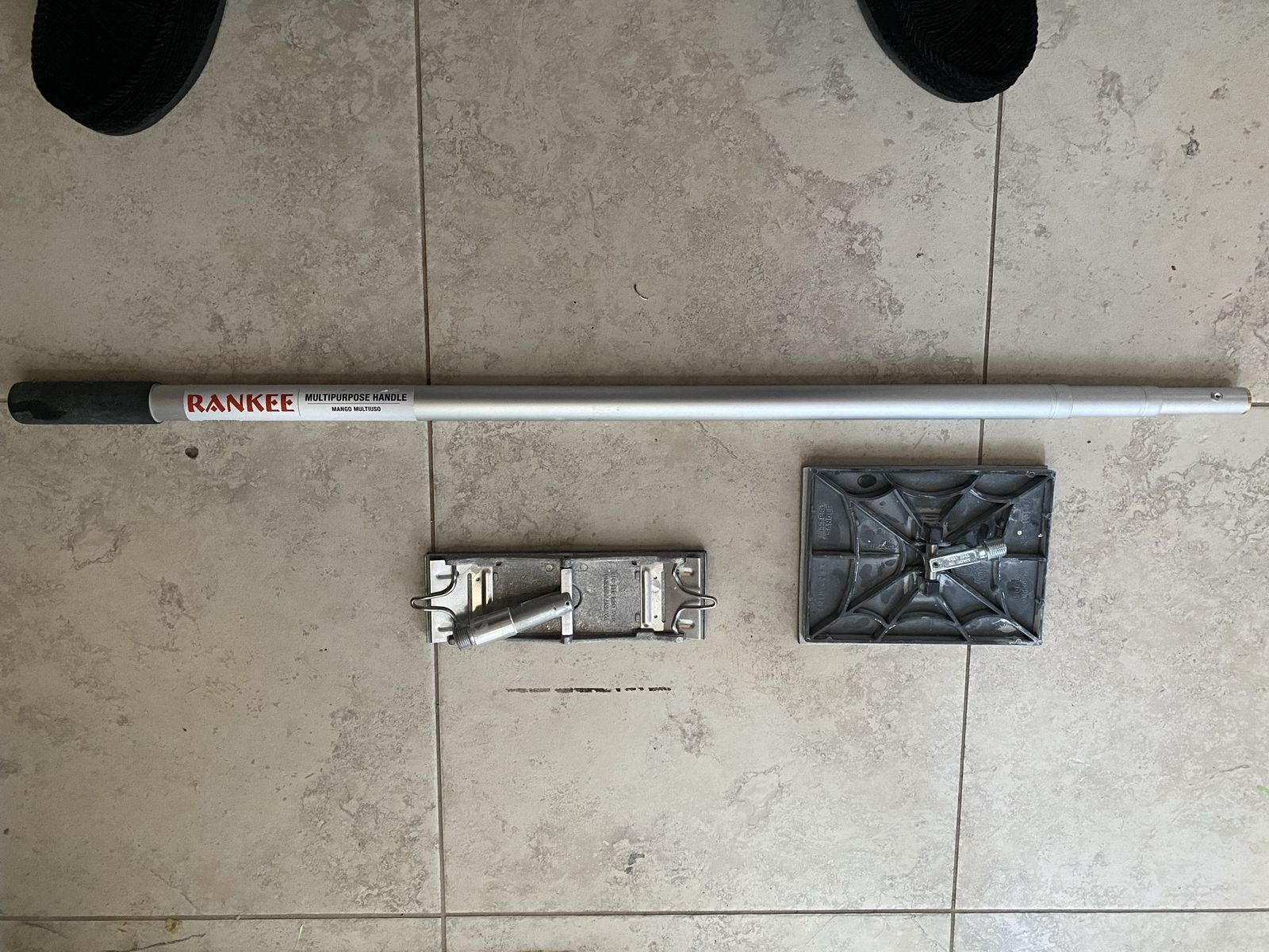 Drywall sanders amd extention pole