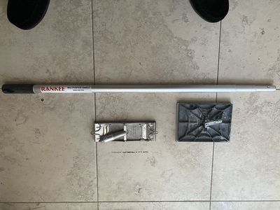 Drywall sanders amd extention pole
