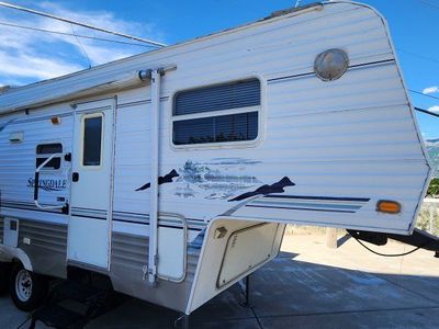 2004 Springdale 249BHL 5th Wheel