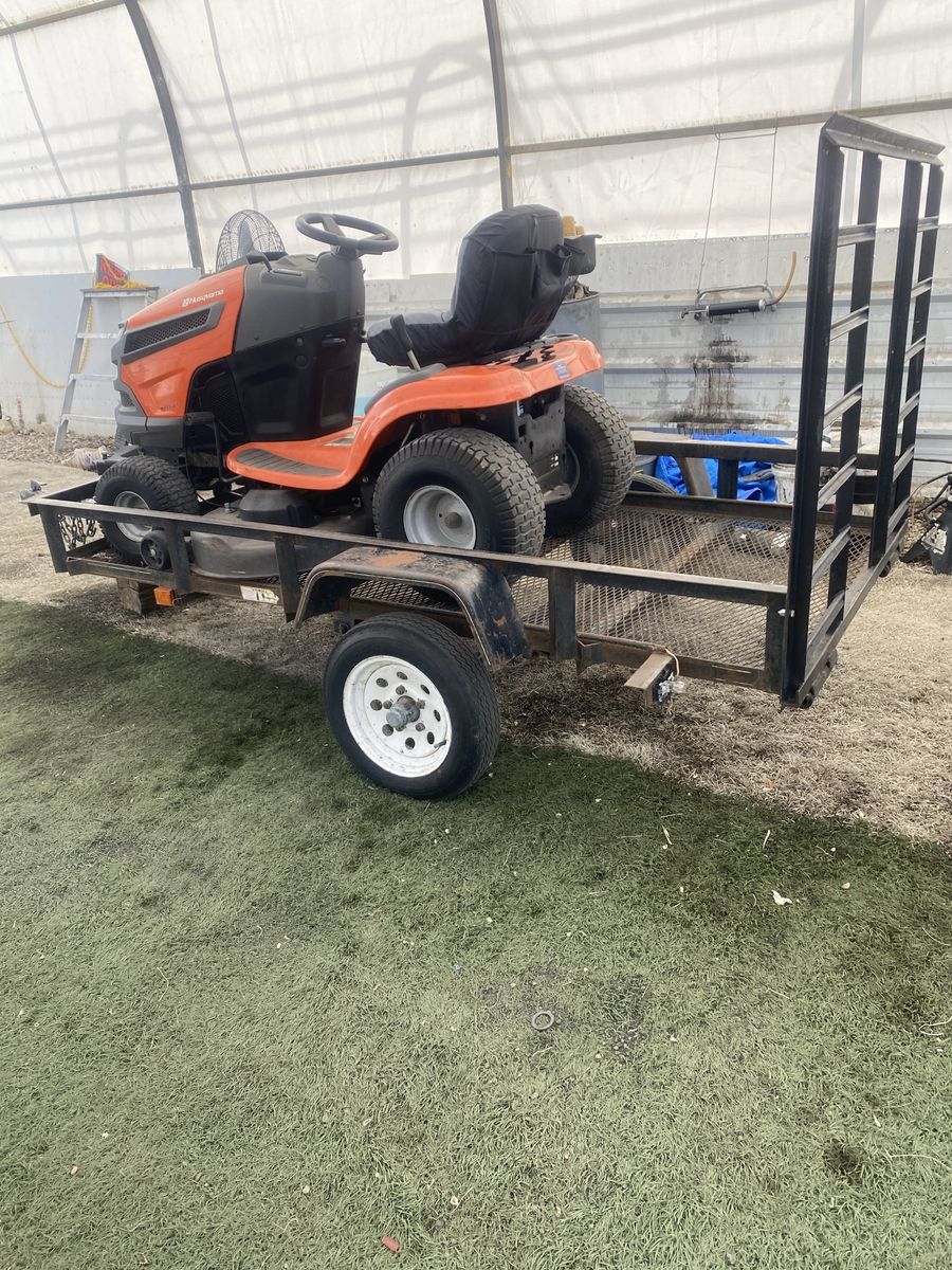 Husqvarna 22V46 $800/$500