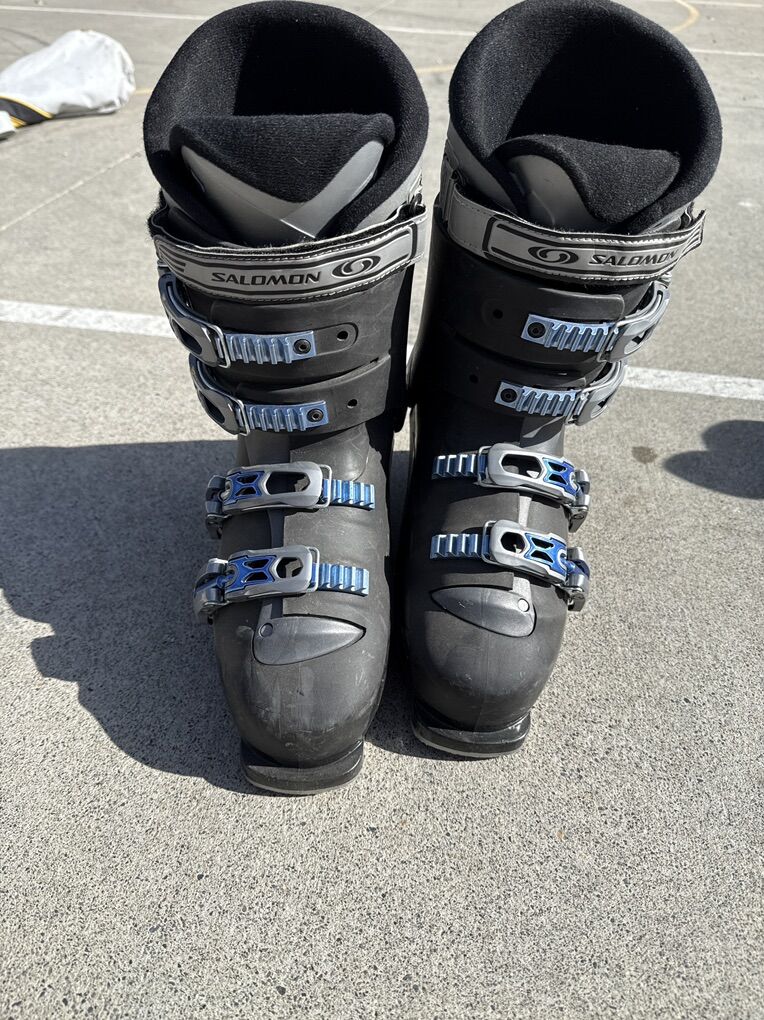 Salomom Ski Boots