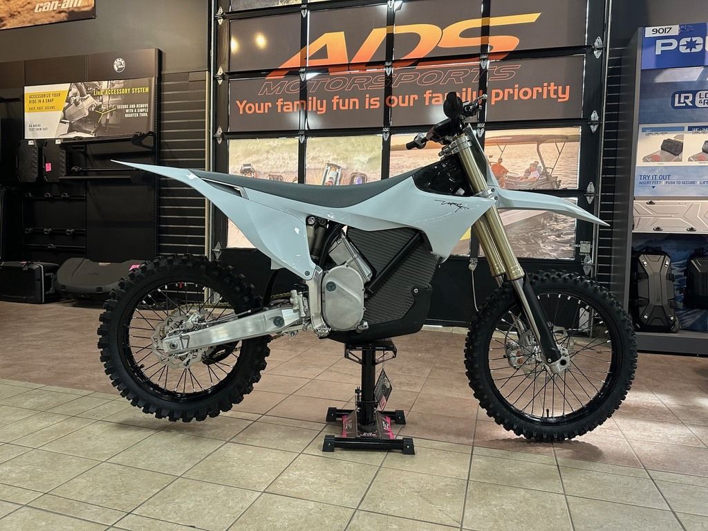 2025 STARK FUTURE MX 1.2 60HP Snow White - V12274