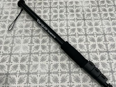 Targus TG-MP6710 67" Camera Monopod with Grip and Wrist Strap - Black