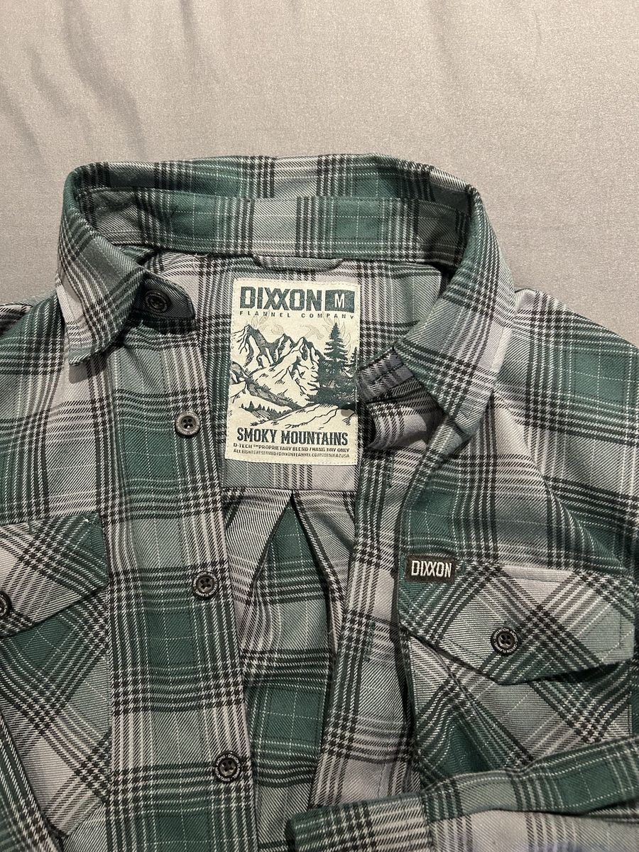 Dixxon Flannel Company Bundle (#4 shirts) Plaid Flannel Shirts Size M Button-Up Long Sleeve