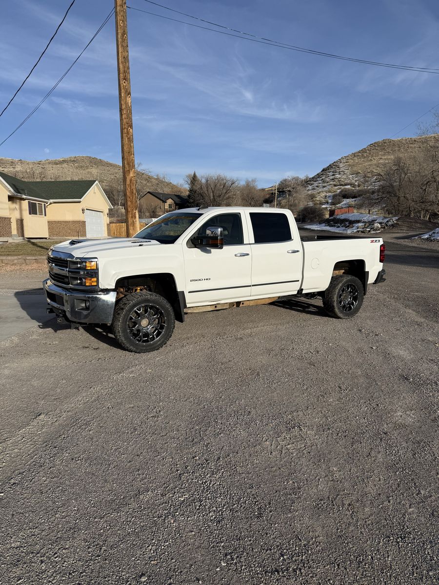 2017 CHEVROLET SILVERADO 2500HD LTZ