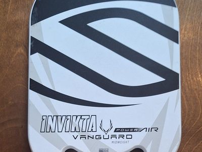 Selkirk VANGUARD Invikta Pickleball Paddle