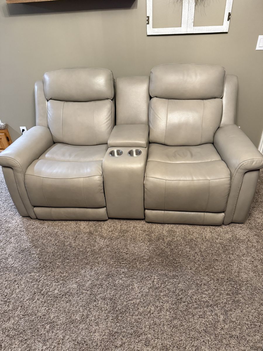 Taupe Leather Reclining Loveseat with Console and Cupholders - Excellent Condition
