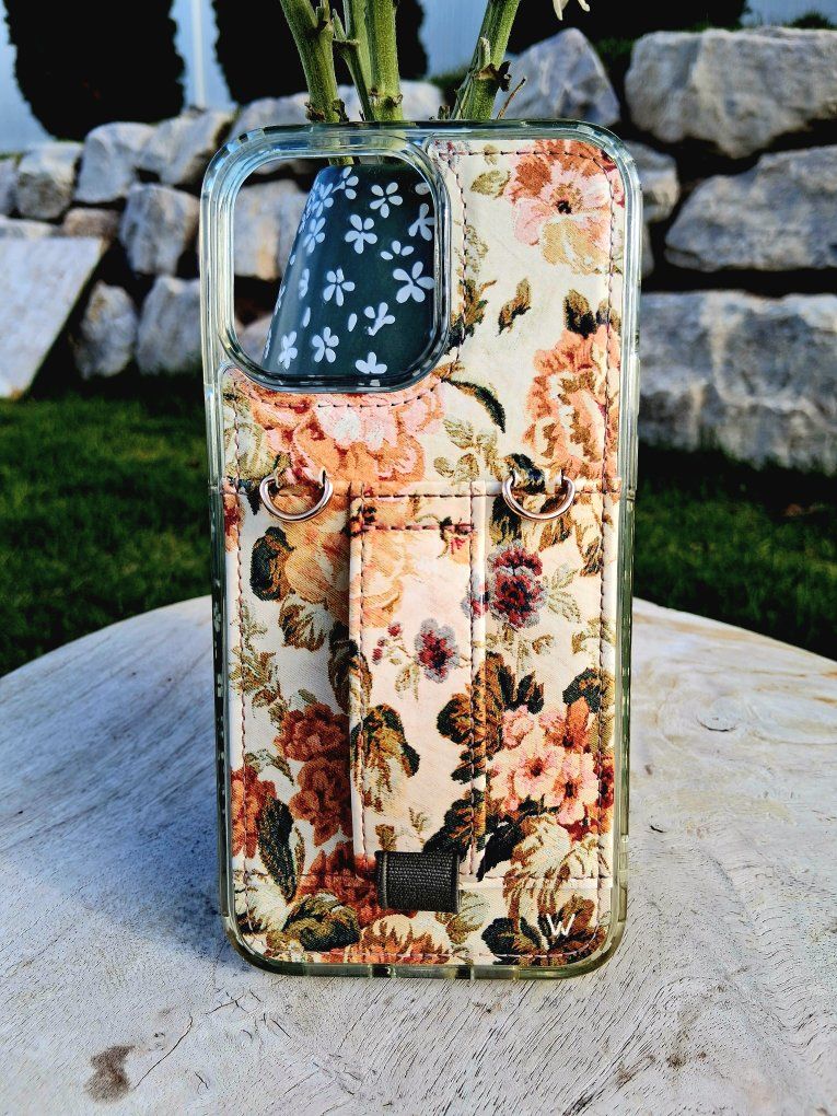 Iphone 14 Pro Max Foyer Floral Case