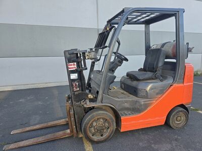 Toyota 8FGCU25 Forklift
