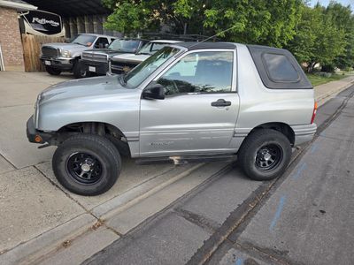 2001 Chevrolet Tracker Base