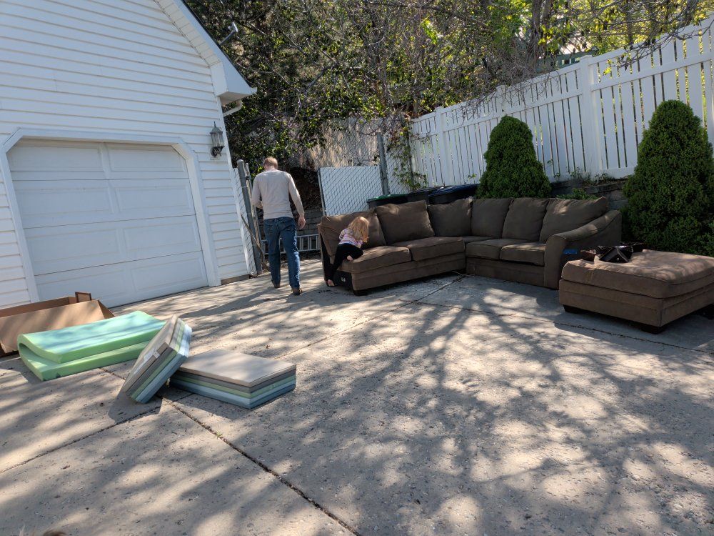 GARAGE SALE