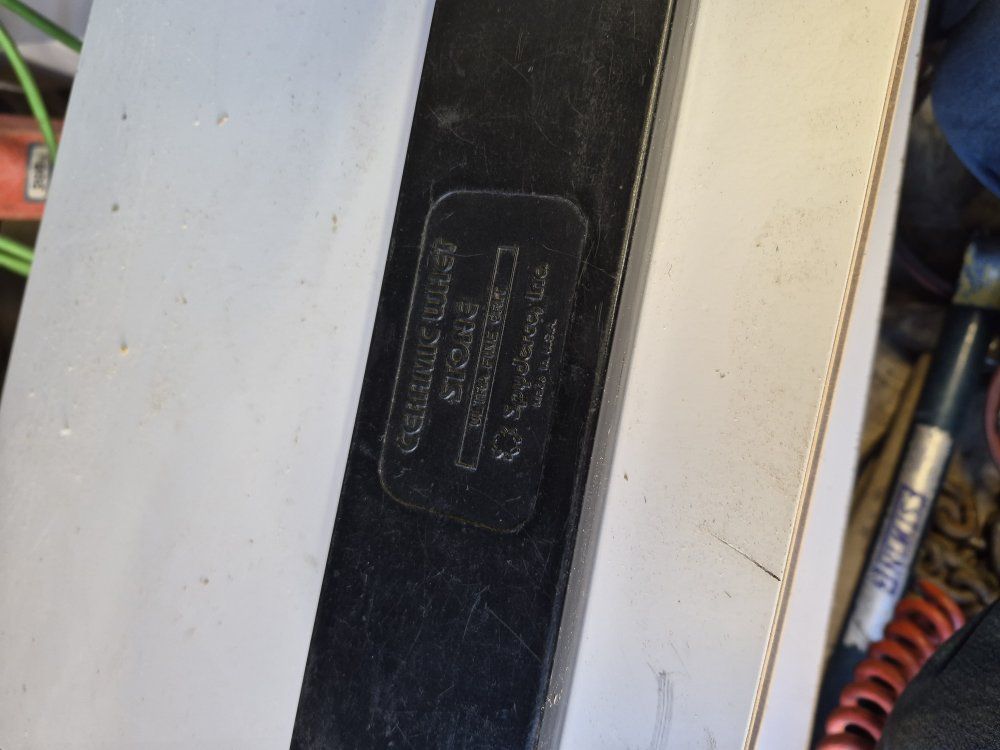 spyderco  ceramic whet stone ultra fine