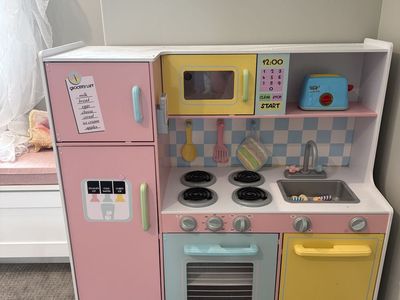 Play Kitchen