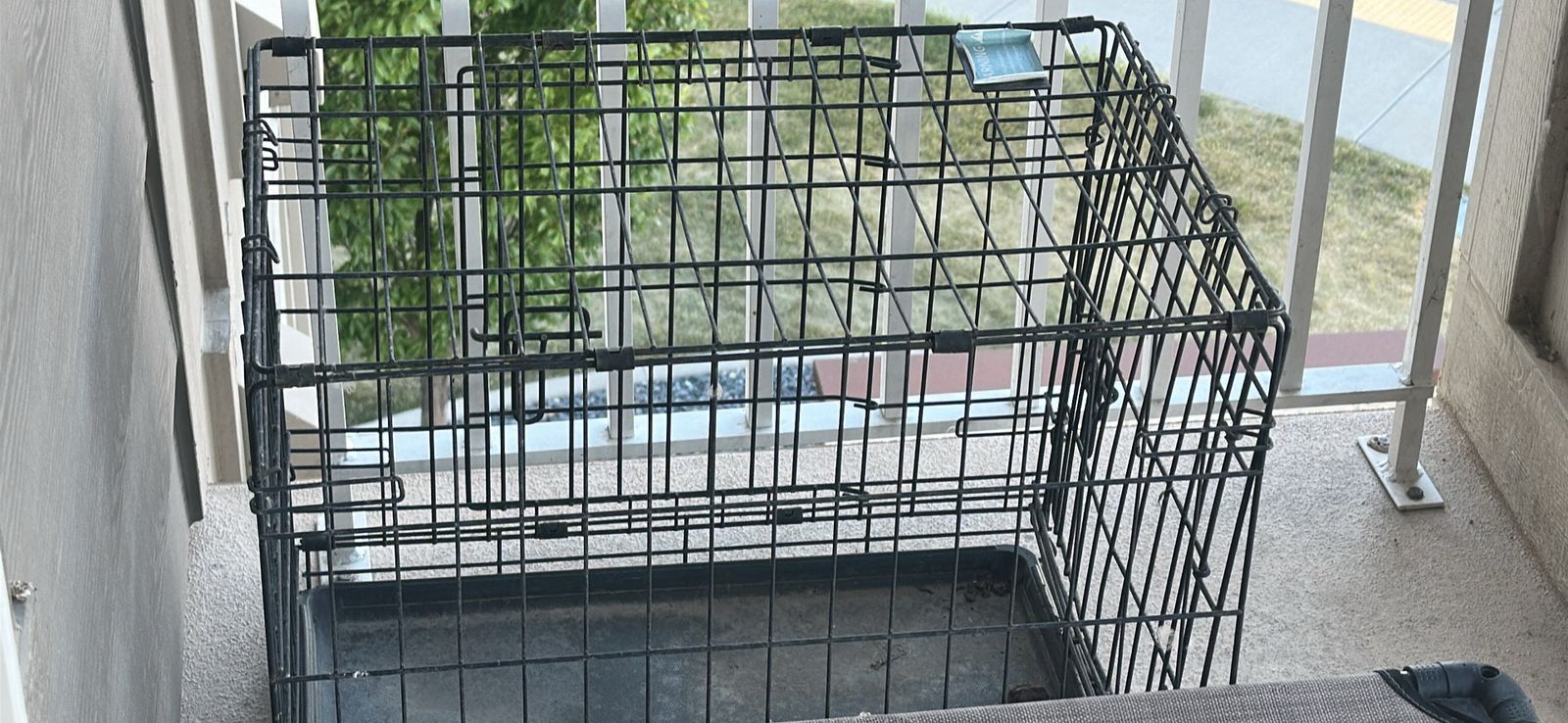 Collapsible Black Metal Wire Dog Crate Pet Kennel with Removable Tray - small
