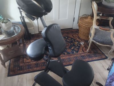 portable folding message/ Tattoo chair