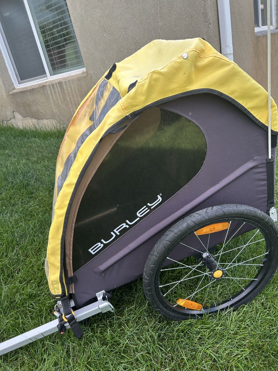 Burley Child Bicycle Trailer - Yellow and Black