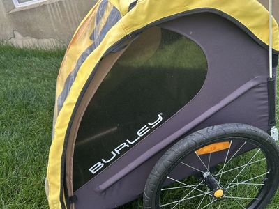 Burley Child Bicycle Trailer - Yellow and Black