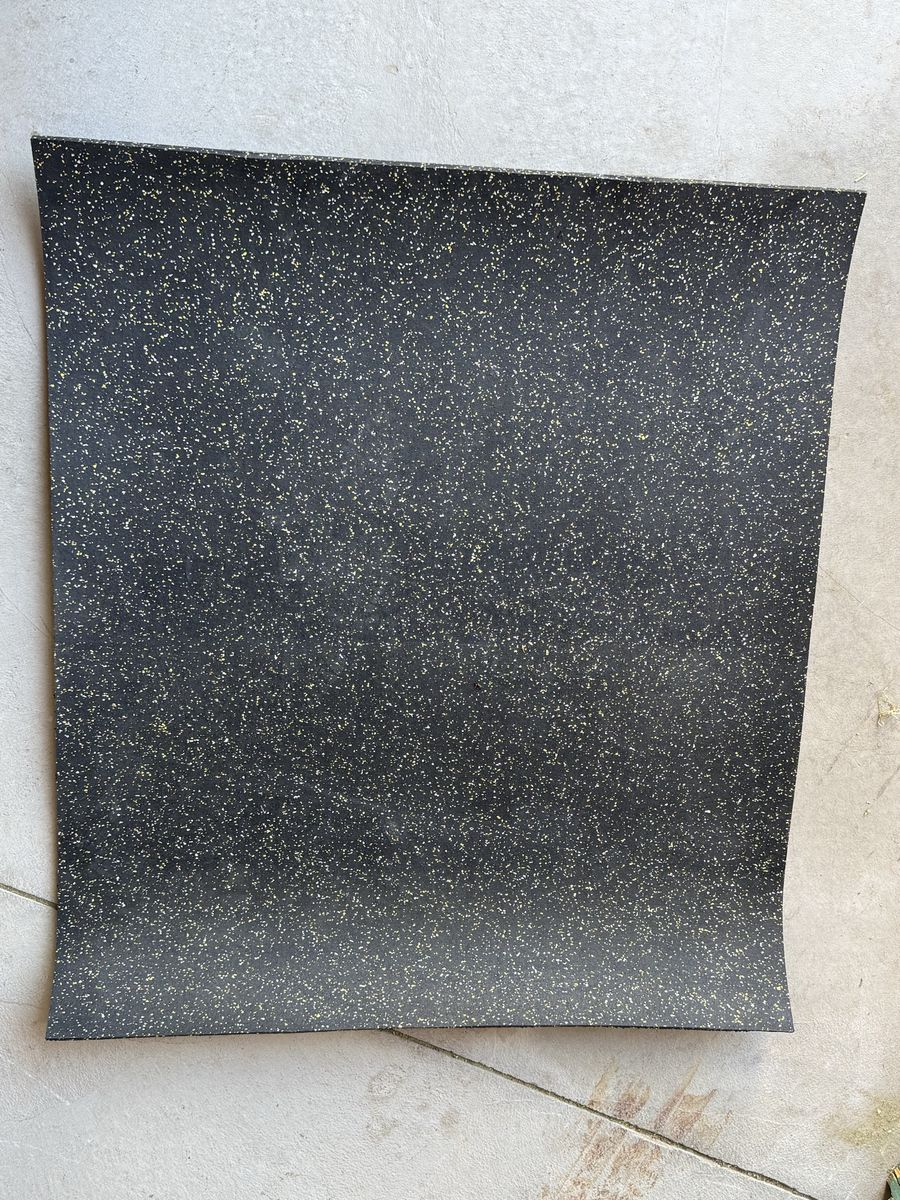 New 36”x41” rubber floor mat