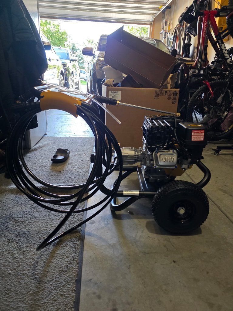DEWALT 3300 PSI Gas Pressure Washer