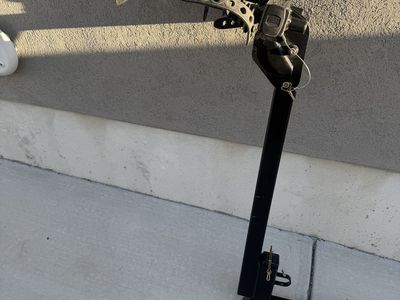 Thule 4 bike rack hitch with pins 1.25 & 2" receiver