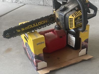 Chain Saw - Gas
