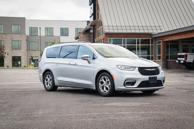 2022 Chrysler Pacifica Limited