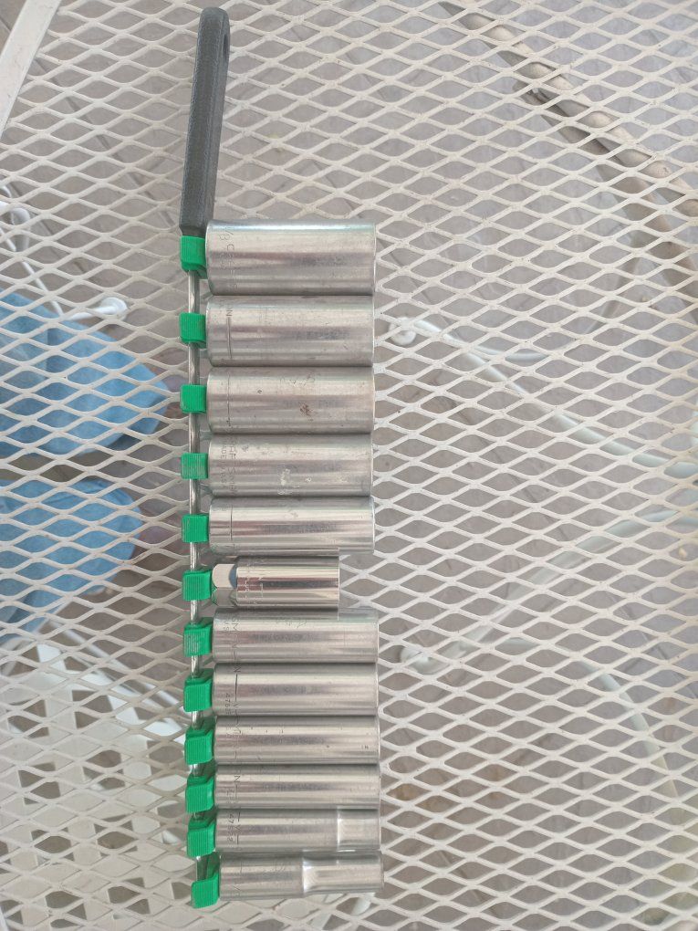Main image 3