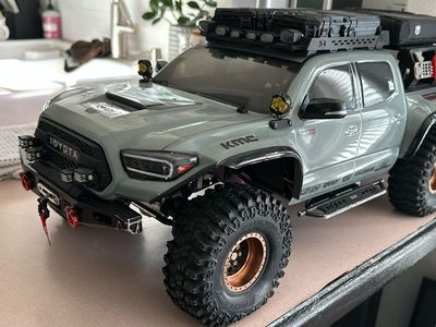 Taco beast 1/10 custom trail truck