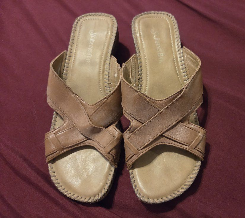 St. John's Bay Women's Tan Cross Strap Wedge Sandals, Size 9