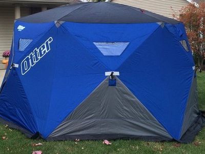 Otter Outdoors Insulated Ice Cabin Hub Shelter Blue 5-6 Person Portable Ice Fishing Tent Easy Pop Up