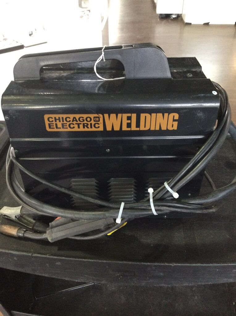 Chicago Electric Welder-E75009335