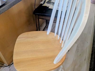 4 Swivel Bar Stools 24"
