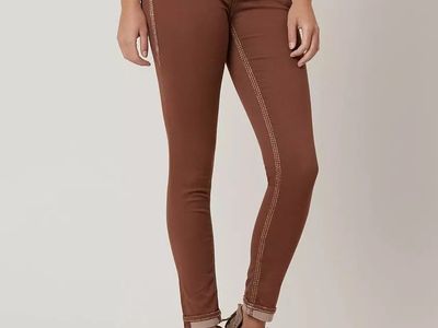 Like New Rock Revival Roselle Skinny Jeans (24)