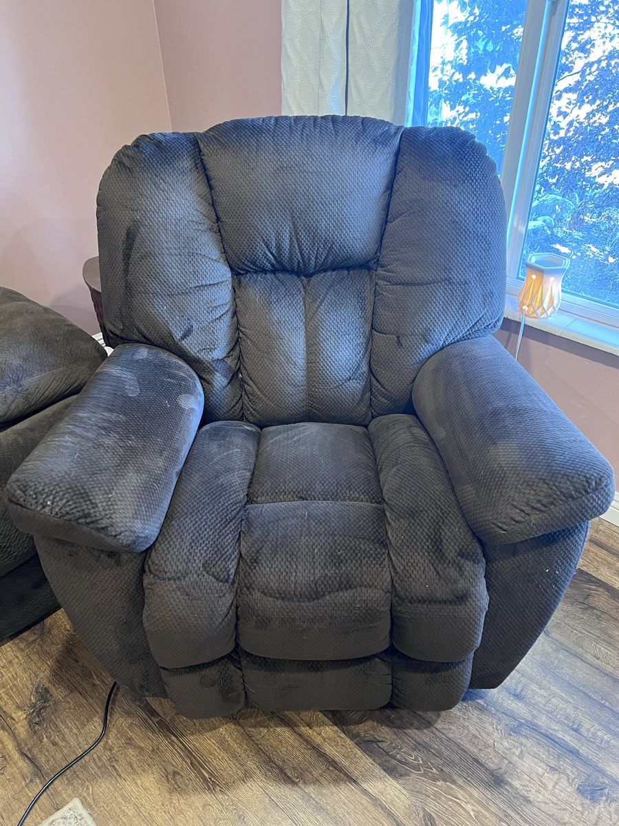Brown La Z Boy Reclining Chair