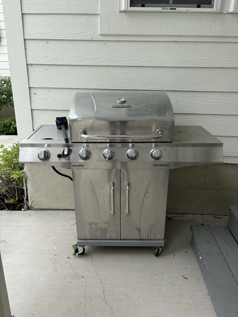 Char-Broil Performance Stainless Steel 4-Burner Gas Grill with Side Burner & Cabinet