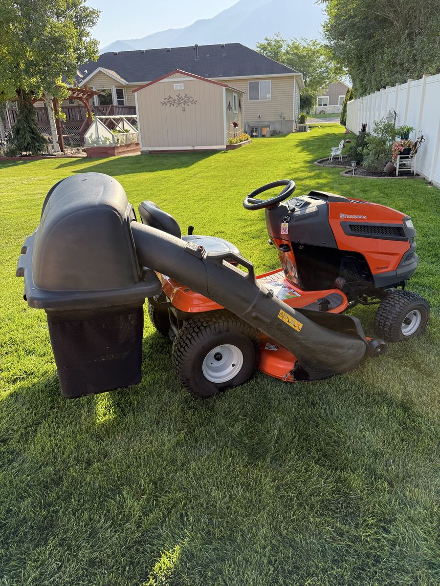 Riding Lawn Mower