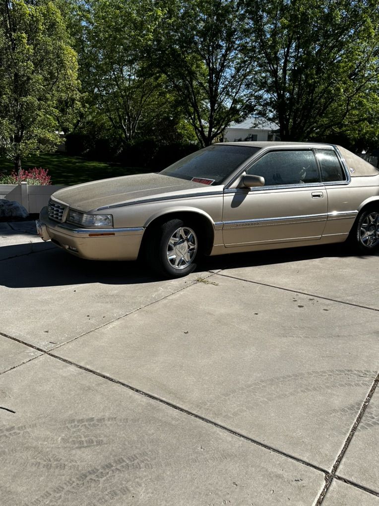 1996 Cadillac Eldorado Base