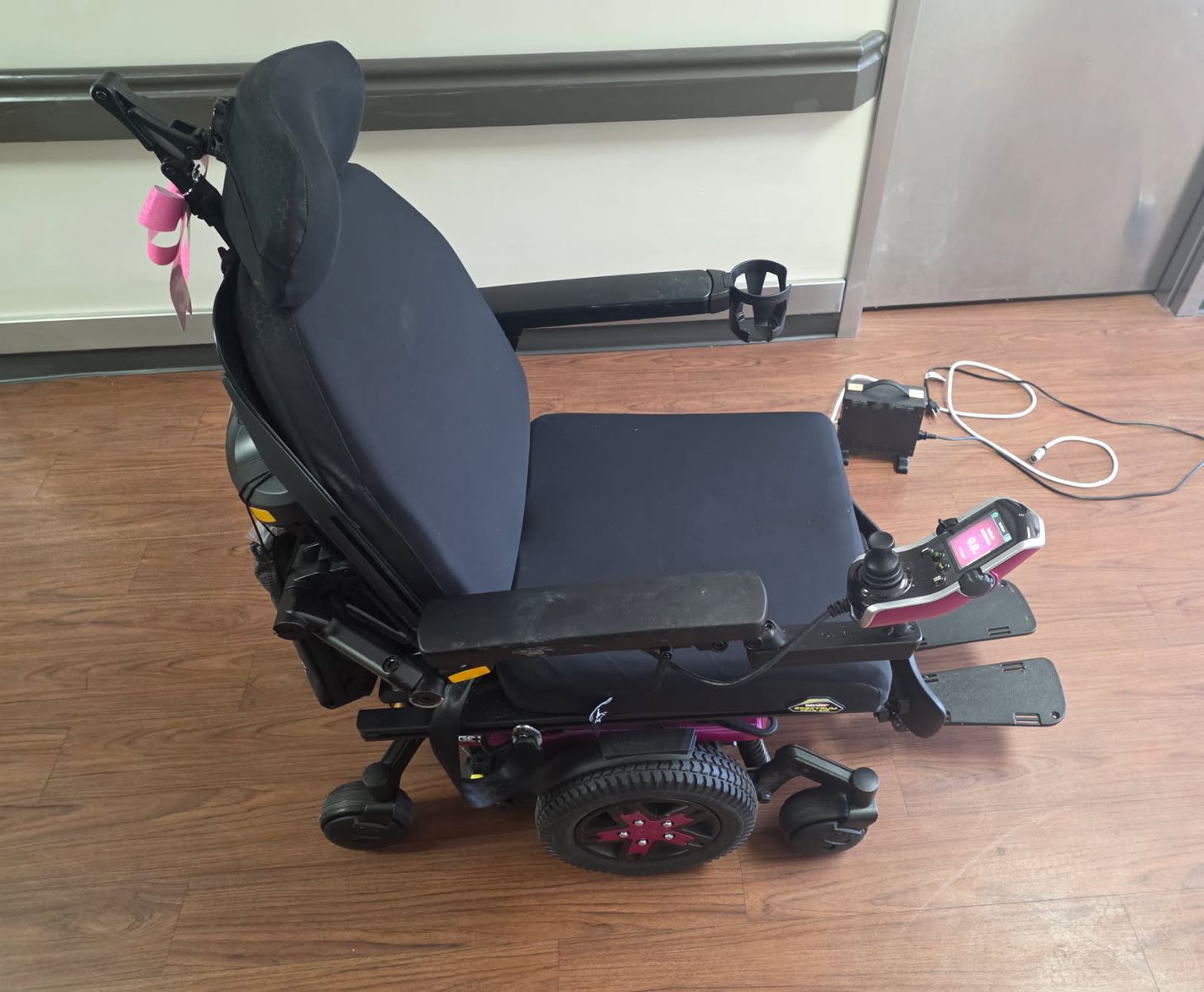 Quantum Edge 3 Power Wheelchair w/ Q-Logic 3 Controller – Excellent Condition – $4,999