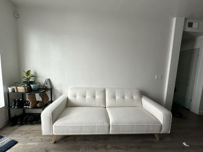 Rc willy couch